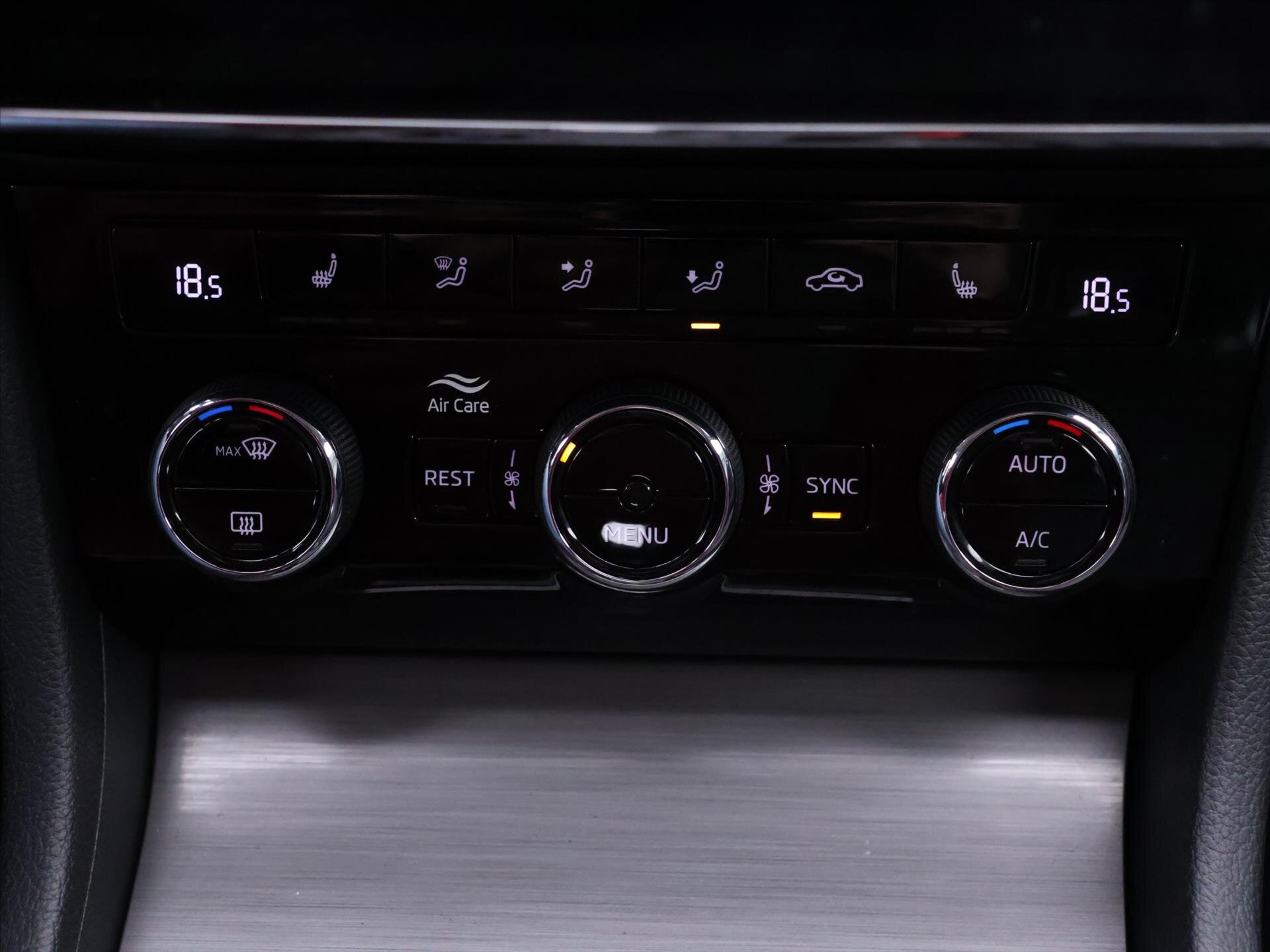 Škoda Superb Liftback 2,0 l 147 kw