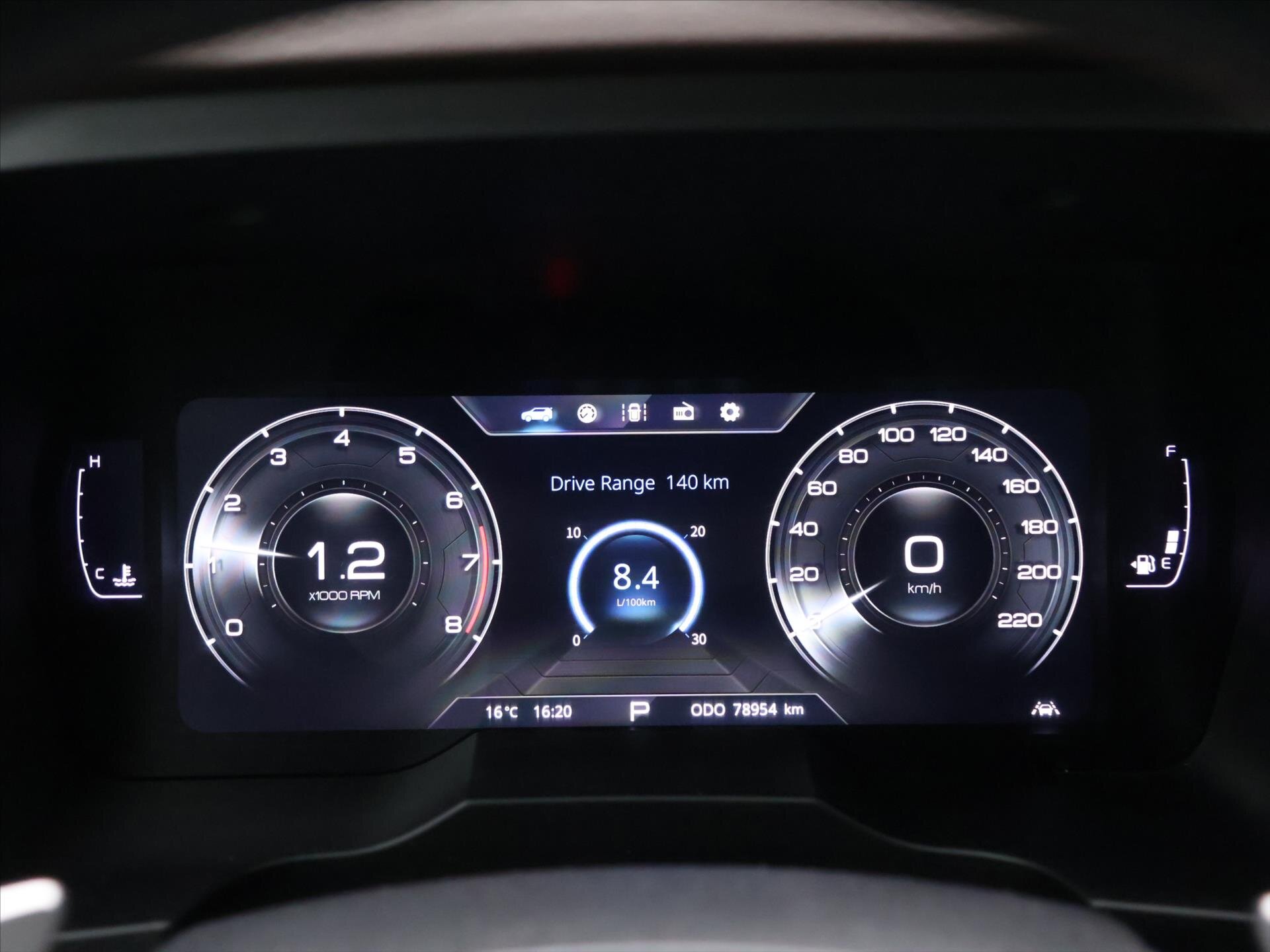 SsangYong Korando SUV / Terénní 1,5 l 120 kw