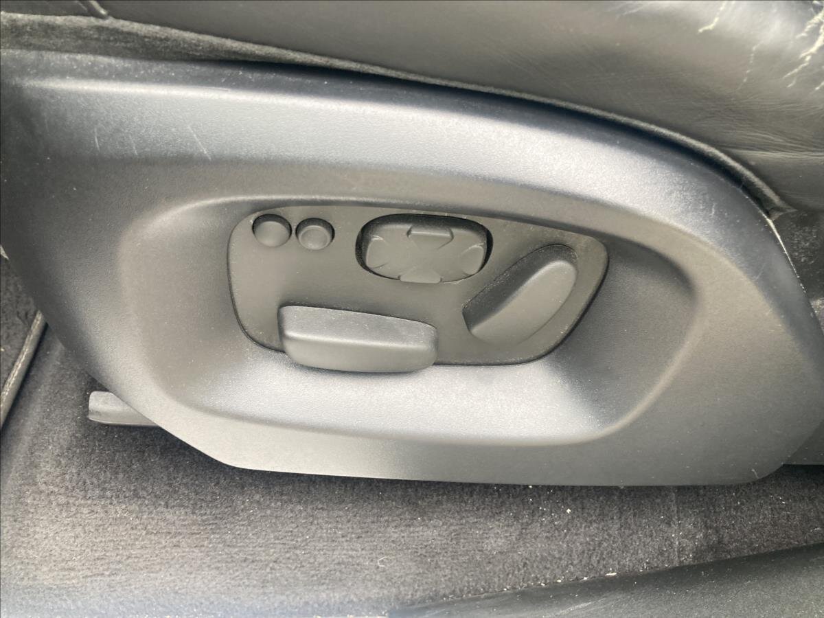 Land Rover Range Rover Sport Kombi 3,0 l 190 kw