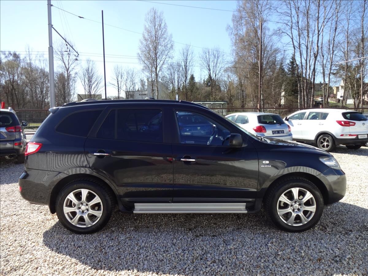 Hyundai Santa Fe SUV / Terénní 2,2 l 114 kw