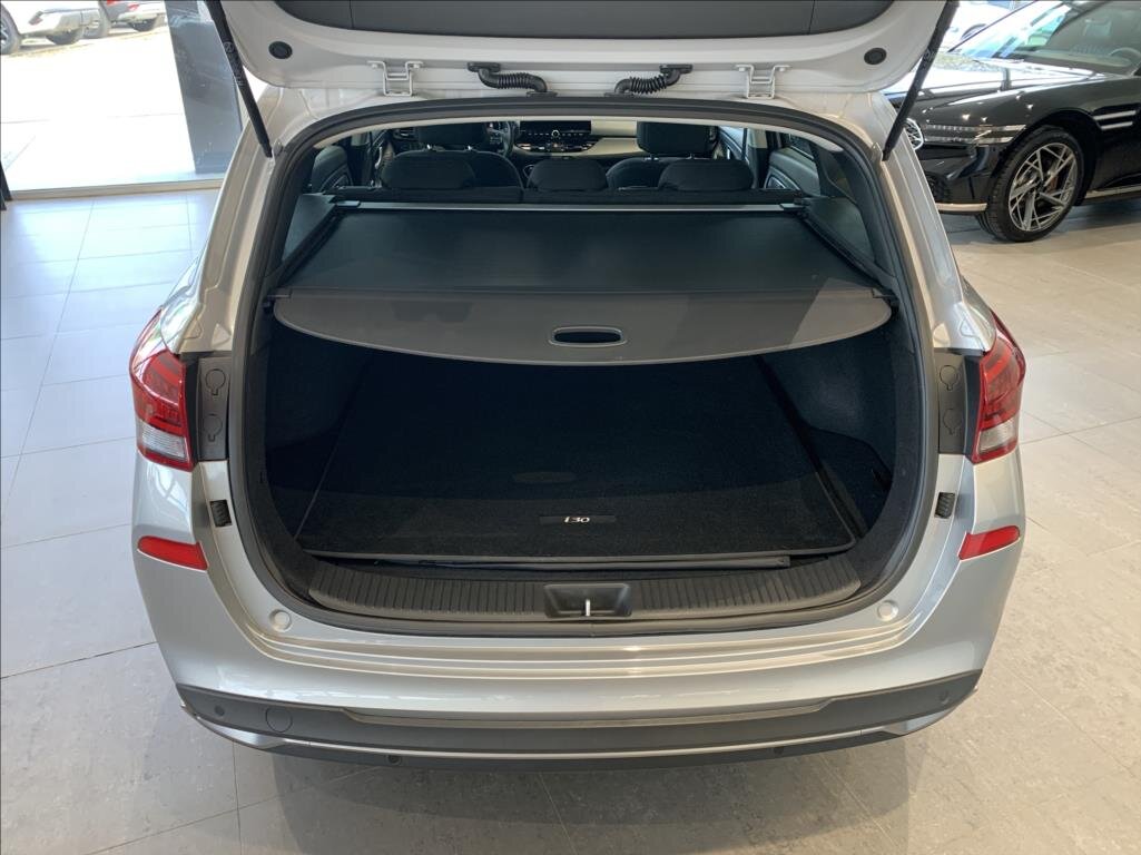 Hyundai i30 Kombi 998,0 73 kw