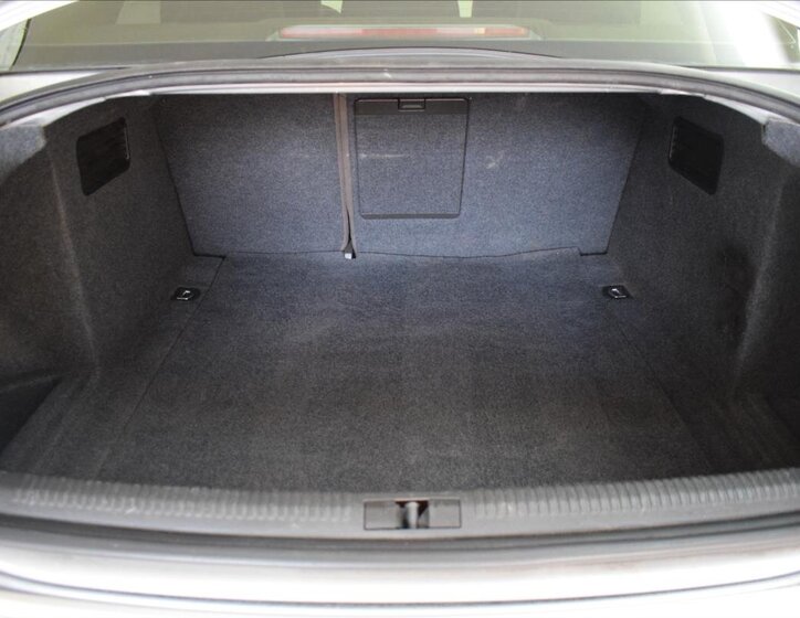 Audi A4 Sedan / Limuzína 2,0 l 96 kw