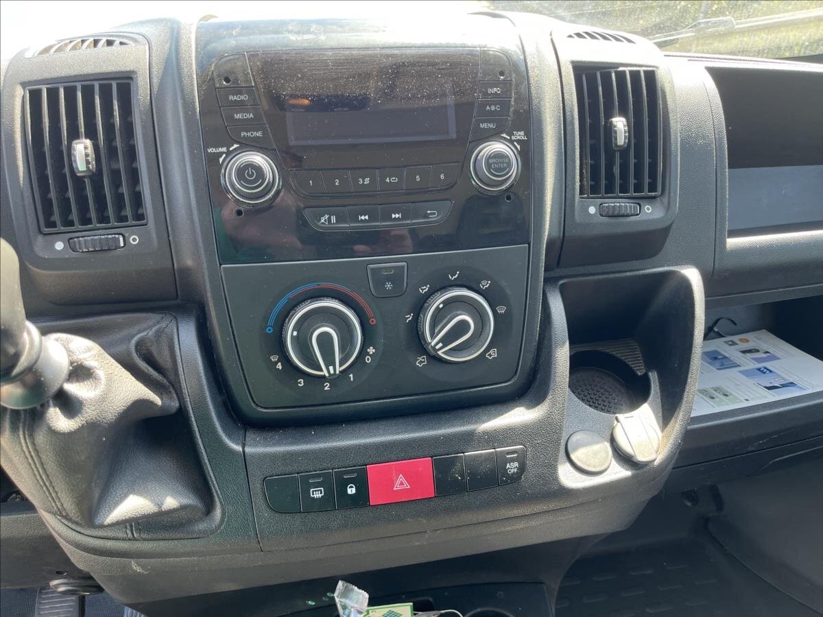 Peugeot Boxer Skříň 2,2 l 103 kw