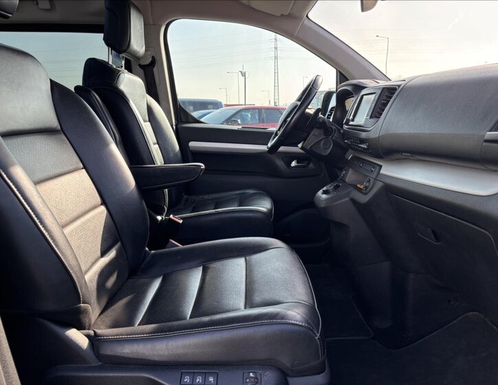 Citroën SpaceTourer MPV 2,0 l 130 kw