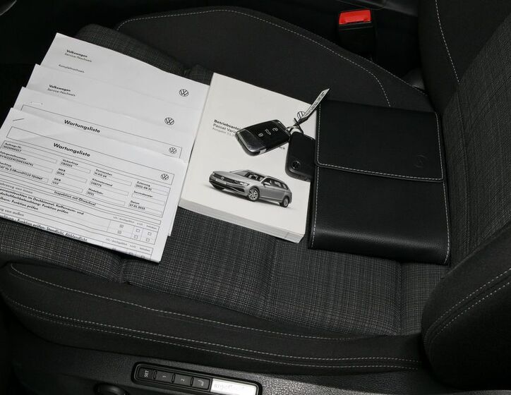 Volkswagen Passat 30