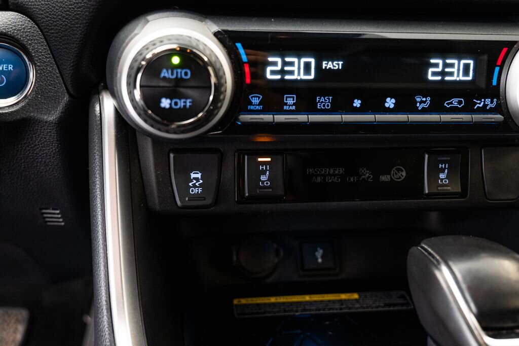 Toyota RAV4 SUV 2,5 l 131 kw