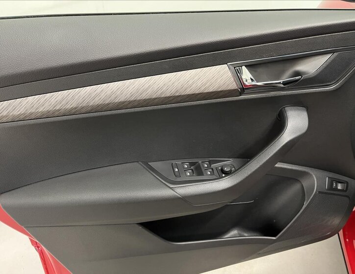 Škoda Karoq SUV / Terénní 2,0 l 110 kw