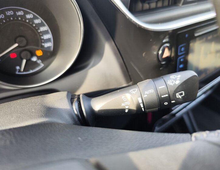 Toyota Auris Hatchback 1,6 l 97 kw