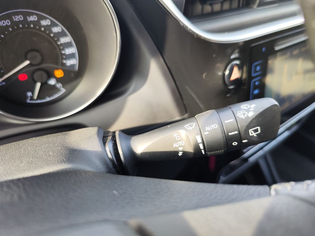 Toyota Auris Hatchback 1,6 l 97 kw