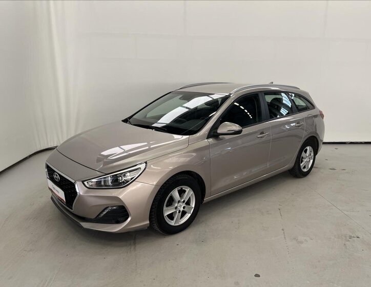 Hyundai i30 31