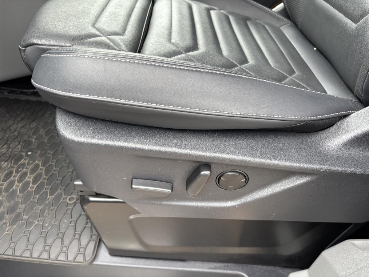 Ford Tourneo Custom Kombi 2,0 l 125 kw