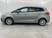 KIA Carens 3