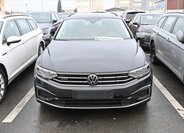 Volkswagen Passat 1