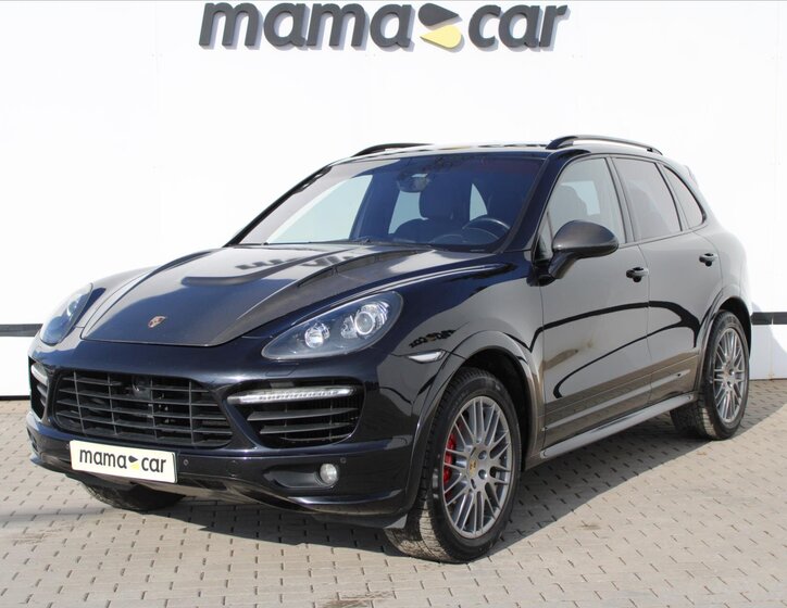 Porsche Cayenne SUV / Terénní 4,8 l 397 kw