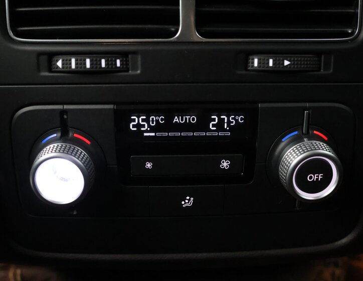 Volkswagen Touareg SUV 3,0 l 193 kw