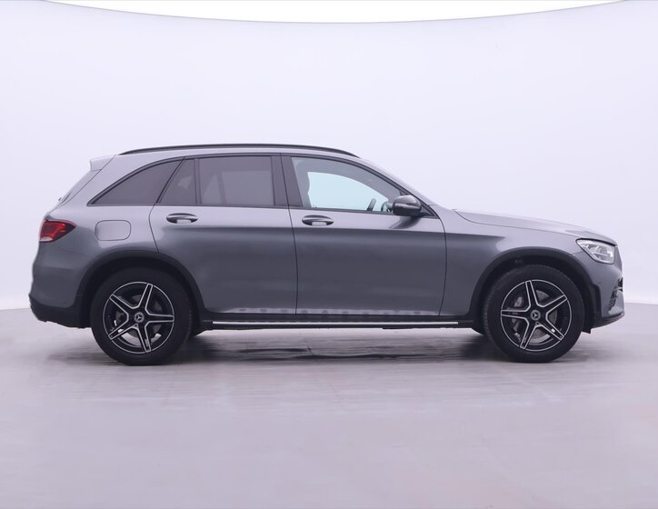 Mercedes-Benz GLC 8