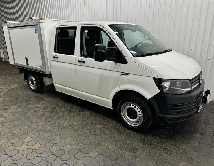 Volkswagen Transporter 12