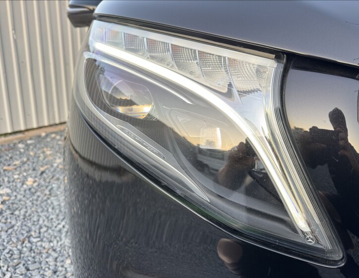 Mercedes-Benz Třídy V 9