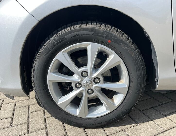 Toyota Yaris Hatchback 1,5 l 82 kw