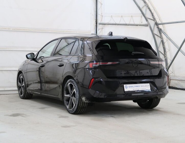 Opel Astra Hatchback 1,2 l 96 kw