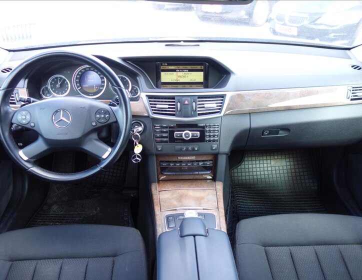 Mercedes-Benz Třídy E Kombi 3,0 l 195 kw