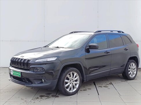 Jeep Cherokee SUV 3,2 l 200 kw