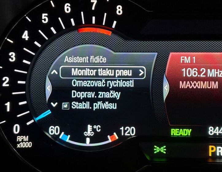 Ford S-MAX MPV 2,5 l 140 kw