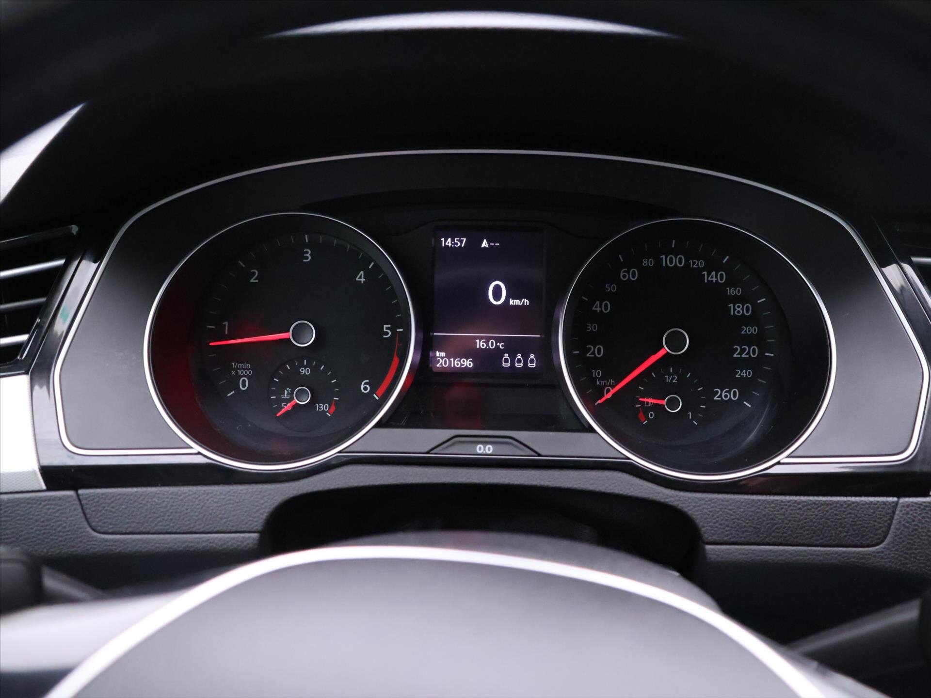 Volkswagen Passat Kombi 1,6 l 88 kw