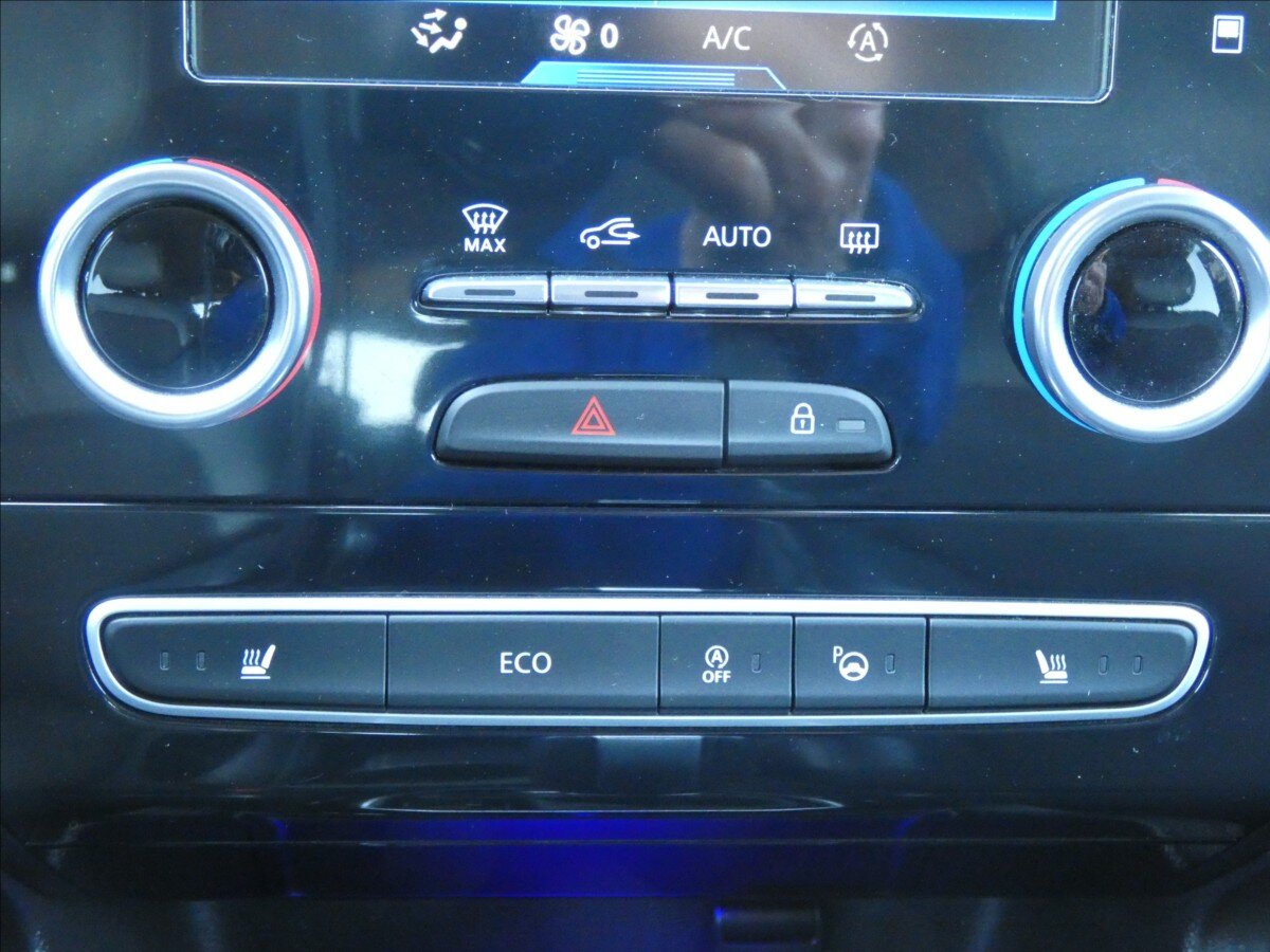 Renault Koleos SUV / Terénní 2,0 l 130 kw