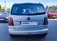 Volkswagen Touran 6