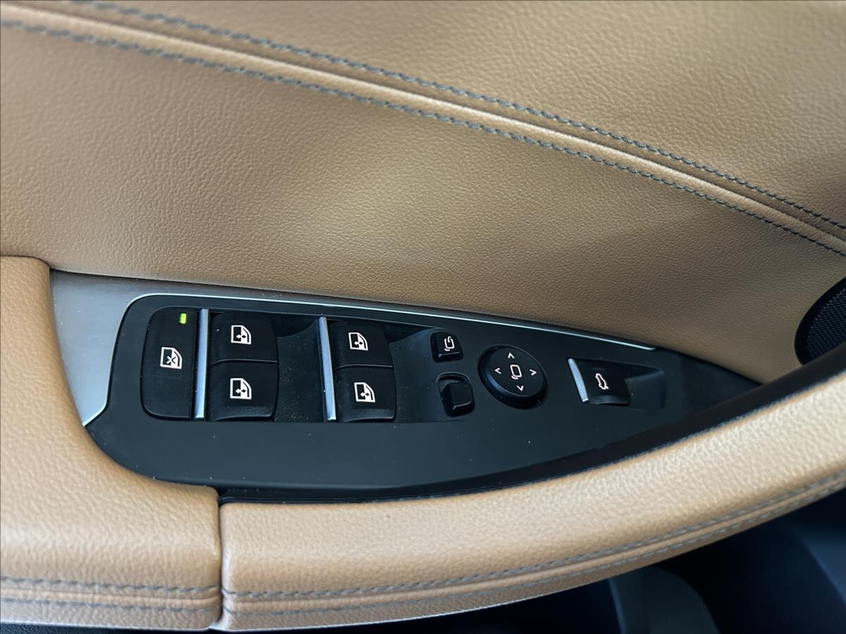 BMW X4 SUV / Terénní 2,0 l 140 kw