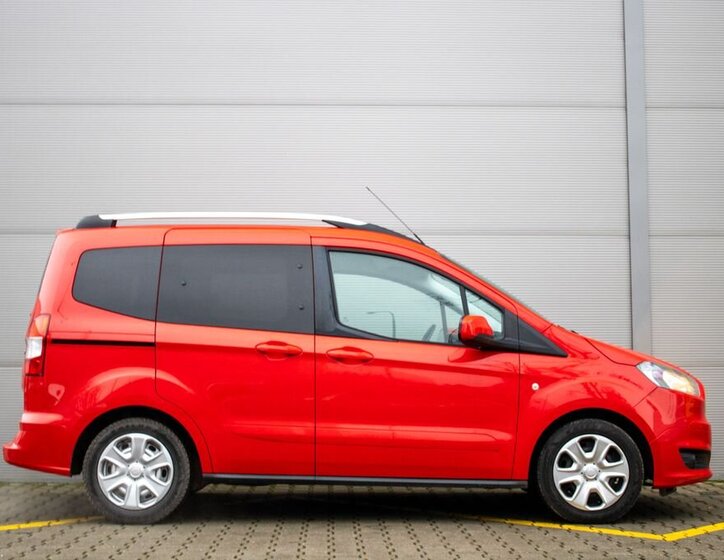 Ford Tourneo Courier MPV 998,0 74 kw
