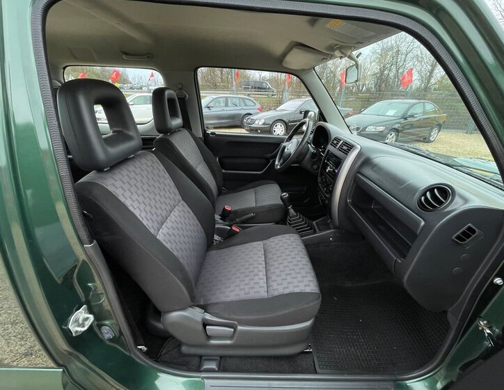 Suzuki Jimny SUV / Terénní 1,5 l 63 kw