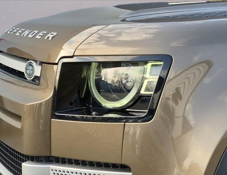 Land Rover Defender SUV / Terénní 3,0 l 147 kw