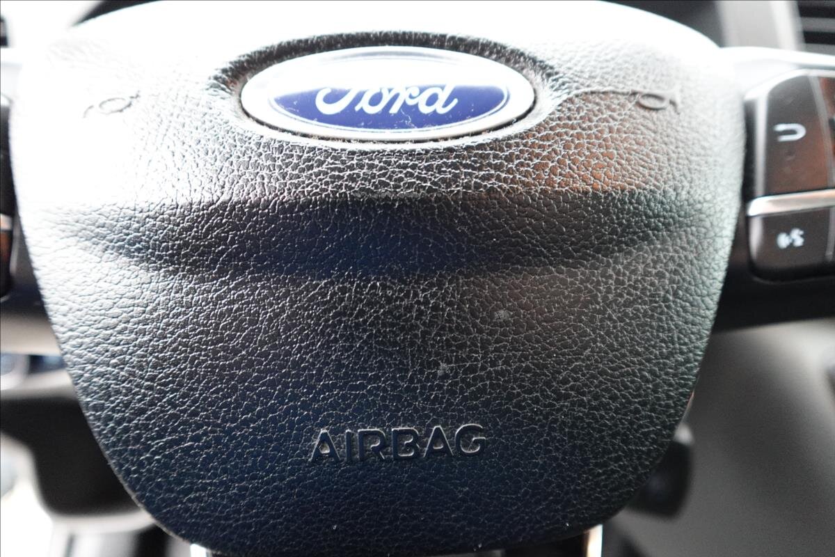 Ford Transit Skříň 2,0 l 96 kw