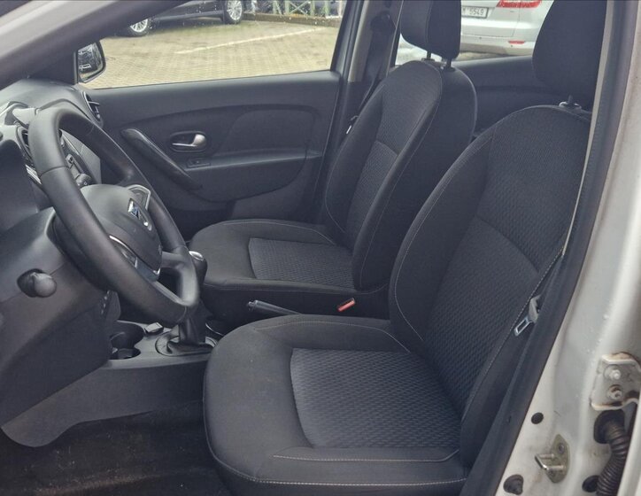 Dacia Sandero 13