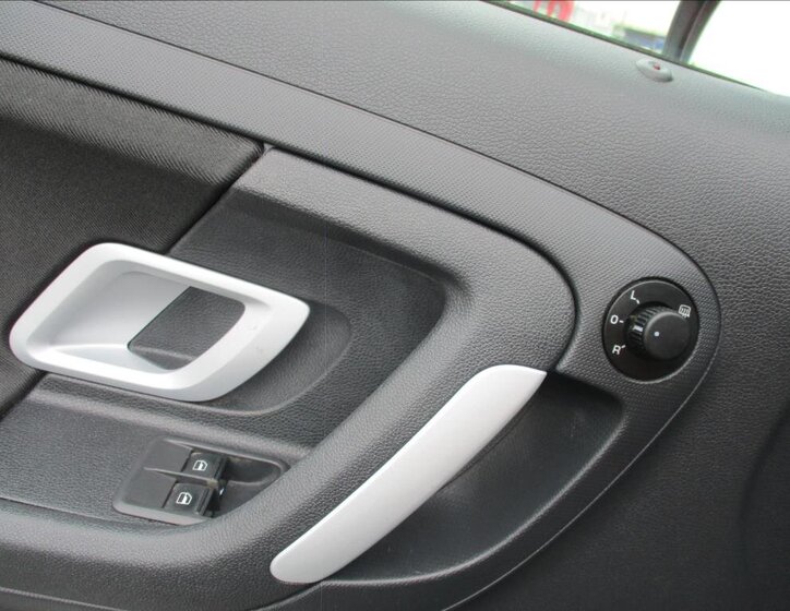 Škoda Roomster Kombi 1,4 l 63 kw