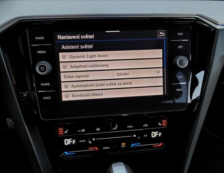 Volkswagen Passat Kombi 2,0 l 90 kw