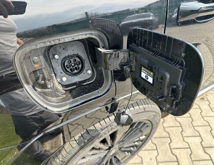 Hyundai Santa Fe SUV / Terénní 1,6 l 185 kw