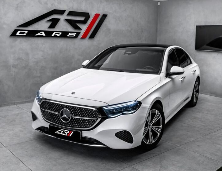 Mercedes-Benz Třídy E 8