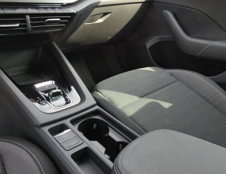 Škoda Octavia Sedan / Limuzína 1,5 l 110 kw