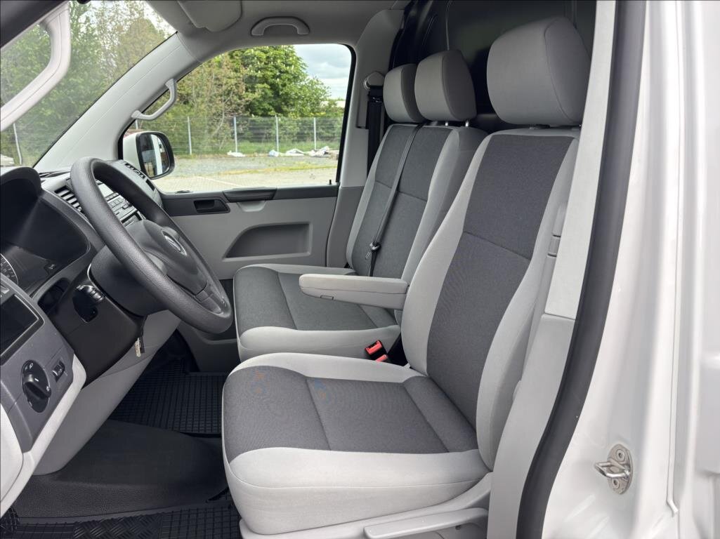 Volkswagen Transporter Skříň 2,0 l 84 kw