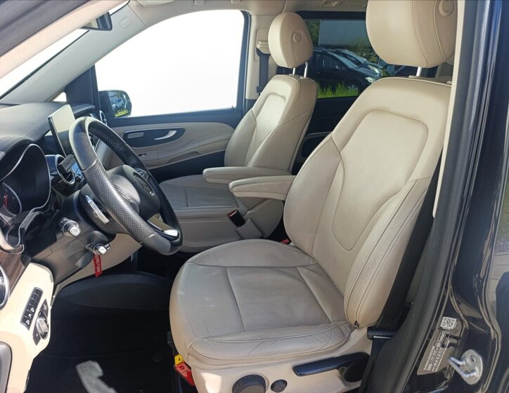 Mercedes-Benz Třídy V MPV 2,1 l 140 kw