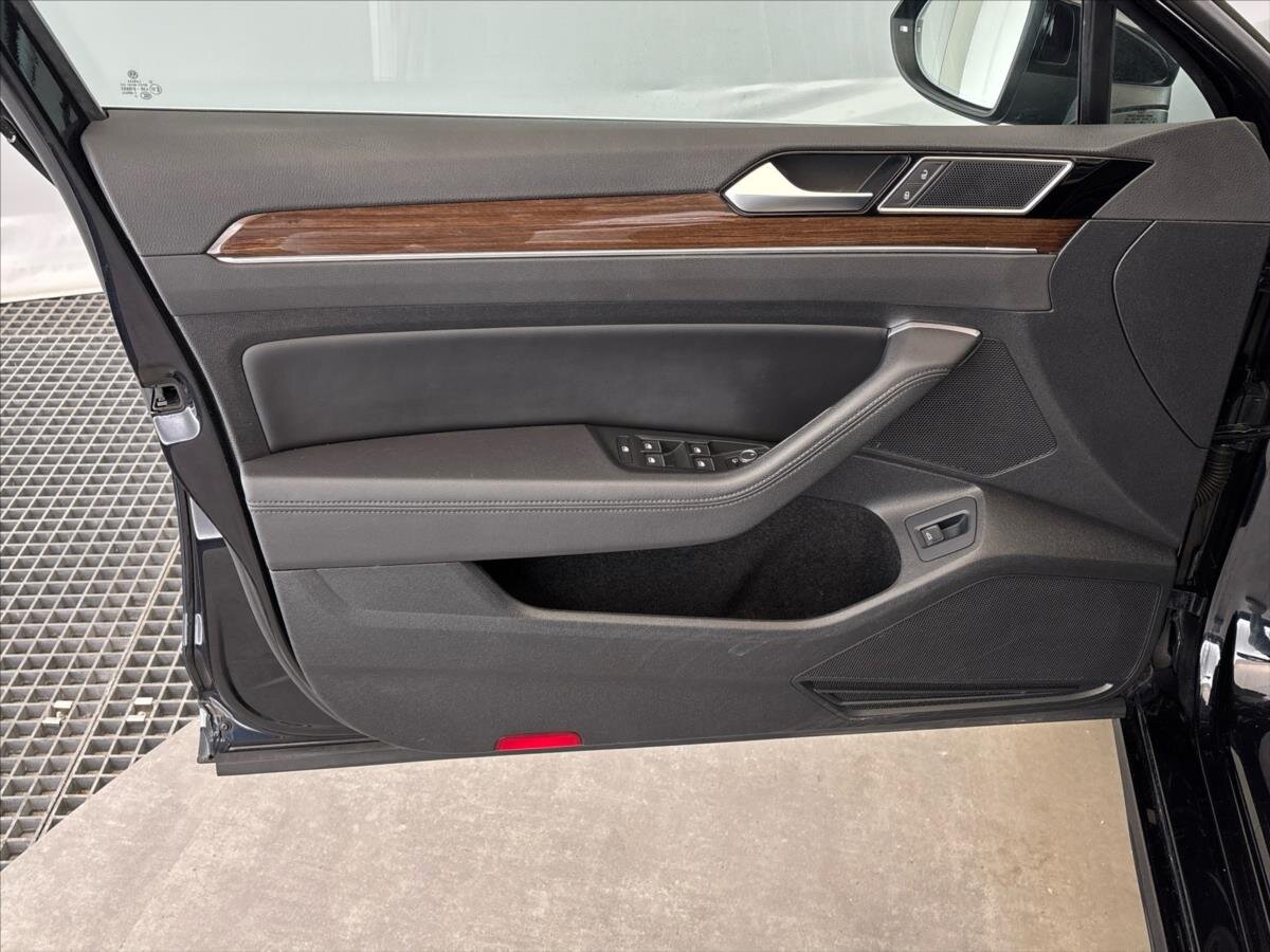 Volkswagen Passat Kombi 2,0 l 176 kw