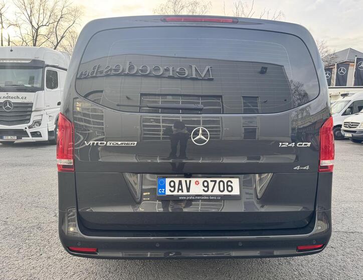 Mercedes-Benz Vito 6
