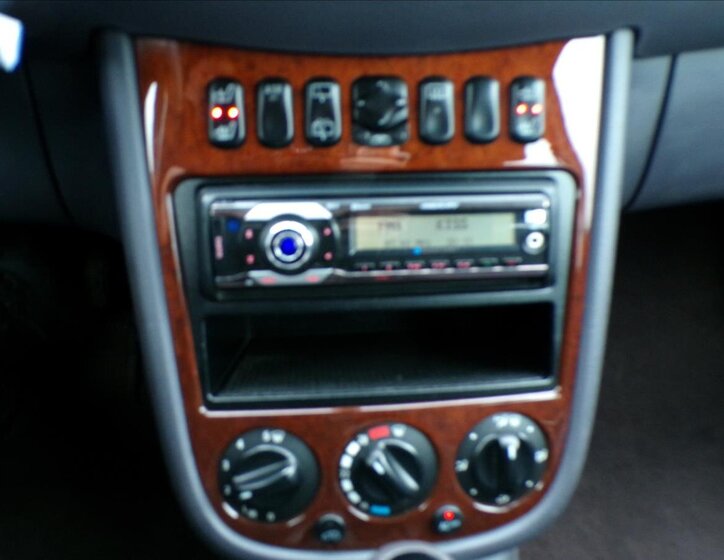 Mercedes-Benz Třídy A 9