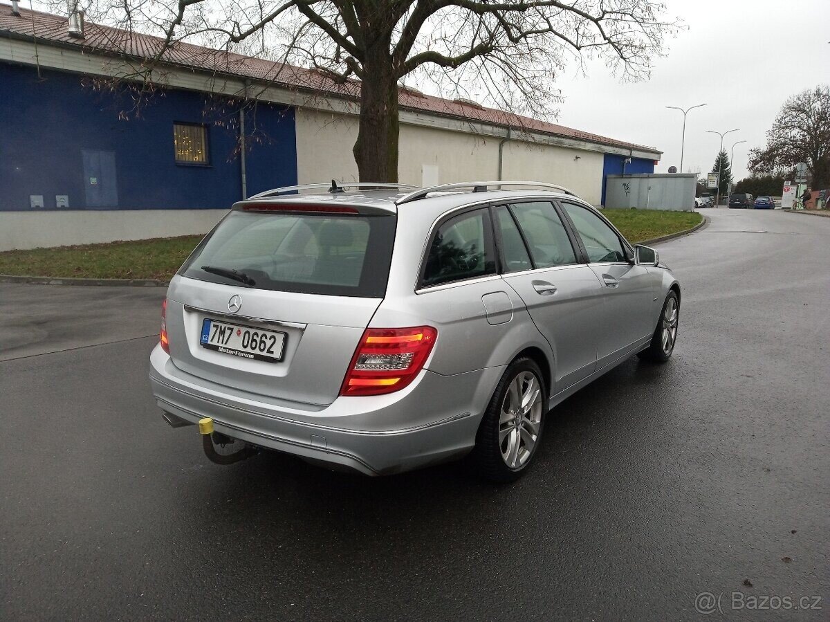 Mercedes-Benz Třídy C Kombi 0,0 125 kw
