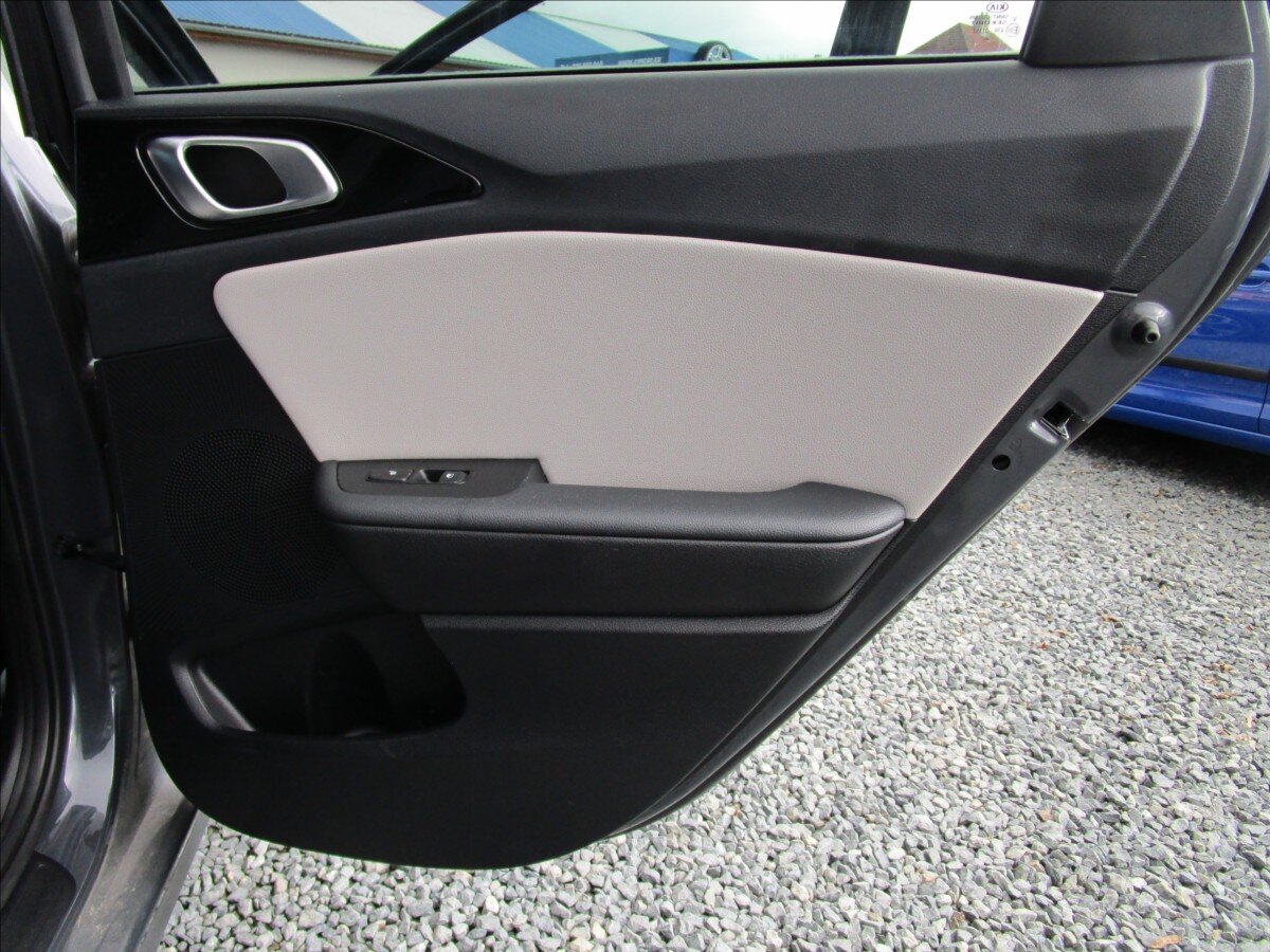 KIA Ceed Hatchback 1,4 l 103 kw