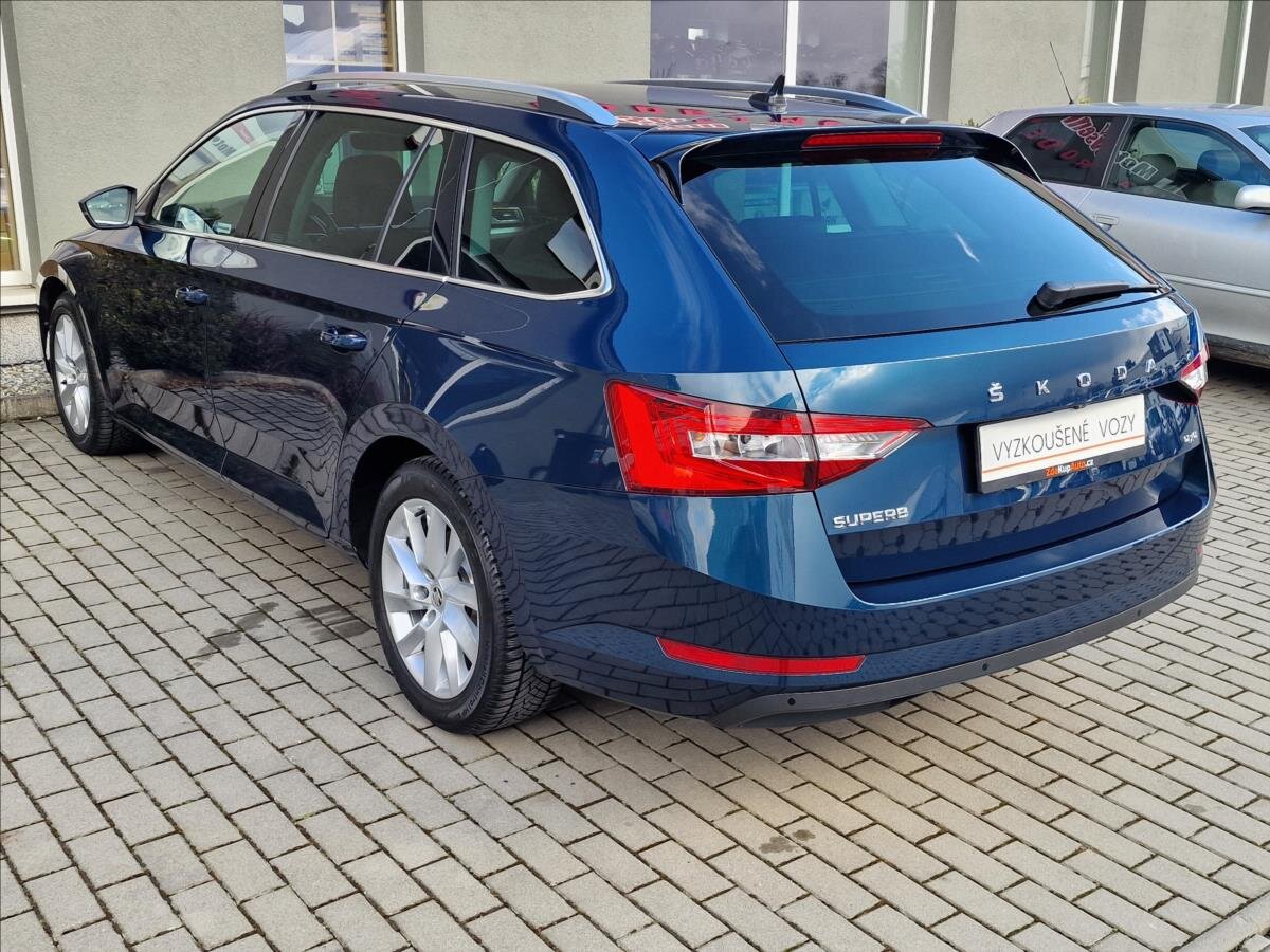 Škoda Superb Kombi 2,0 l 147 kw
