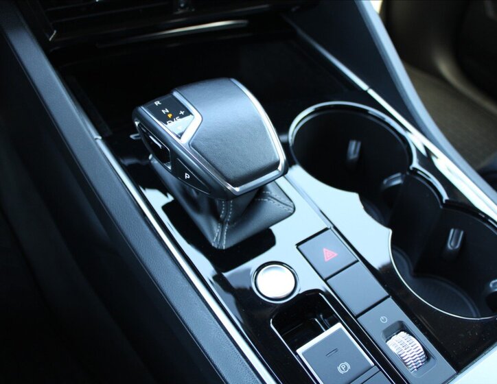 Volkswagen Touareg 30